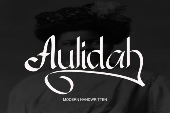 Aulidah: Elegant Script for Modern Design